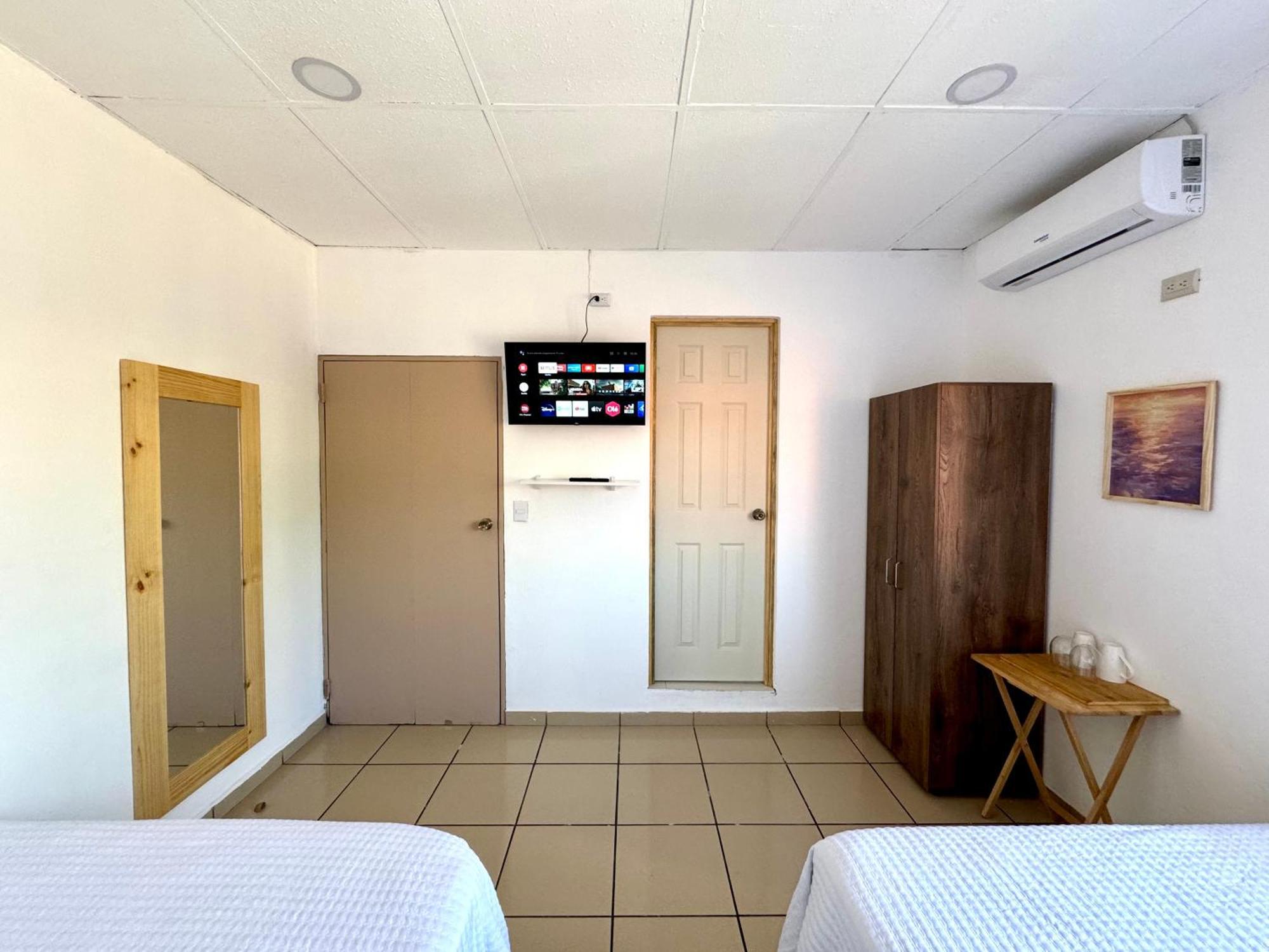 Casa Serena B&B Santa Tecla Bagian luar foto